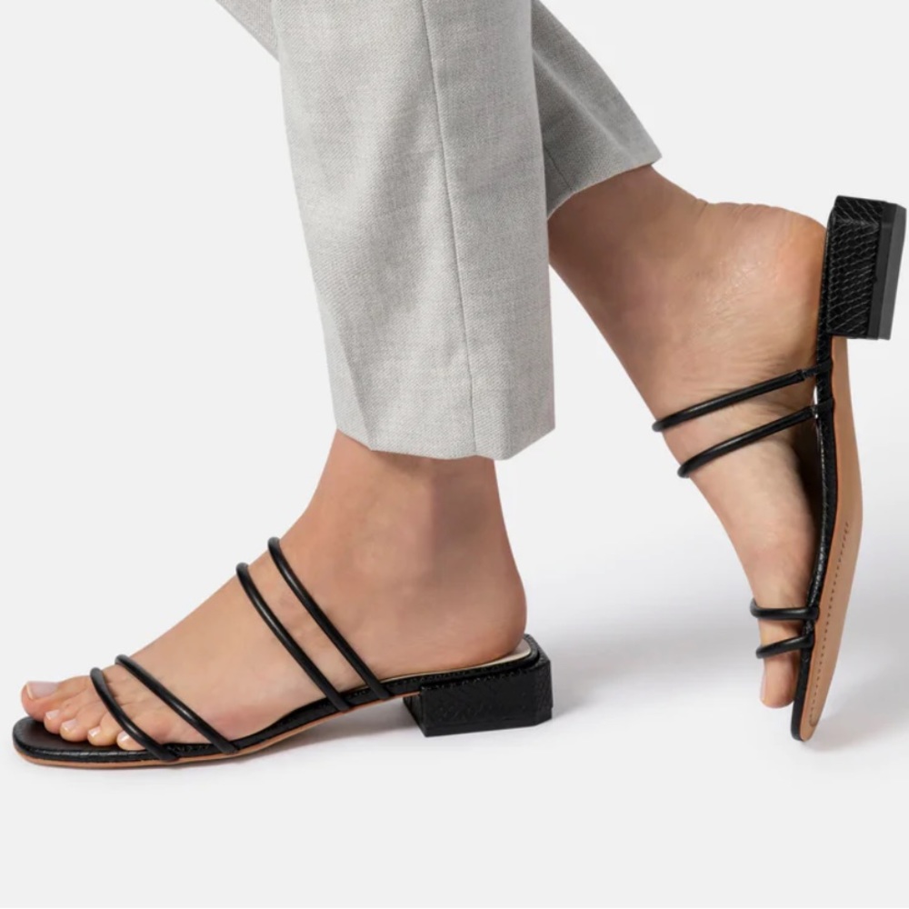 Dolce Vita Haize Sandals